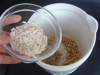核桃燕麦米汁的做法步骤5