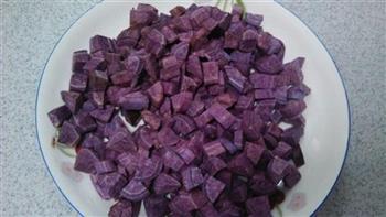 牛奶紫薯馒头的做法图解1