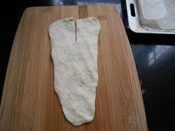 奶酪牛角面包的做法步骤9