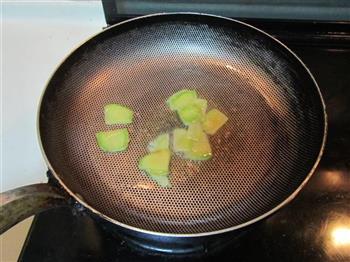 白菜豆腐排骨汤的做法步骤2