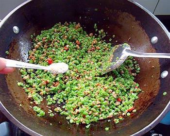 鲜椒肉末豇豆的做法步骤12