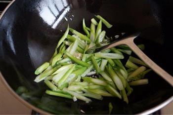 蒜茸菜苔的做法图解4