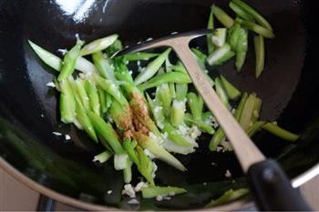 蒜茸菜苔的做法图解5