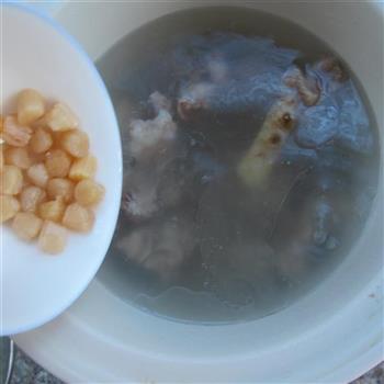 冬瓜干贝排骨汤的做法步骤4