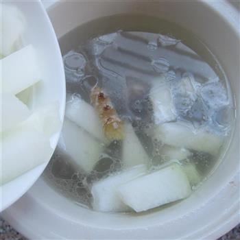 冬瓜干贝排骨汤的做法步骤5