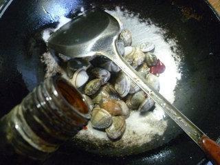 丝瓜炒花蛤的做法步骤5