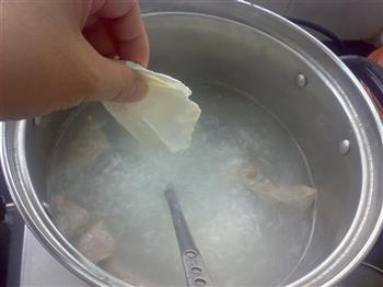 奶香海参肉丝粥的做法步骤5