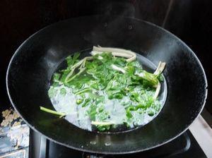 花生米拌芹菜的做法步骤2