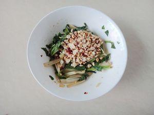 花生米拌芹菜的做法步骤6