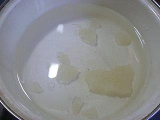 冰糖黄桃的做法步骤5