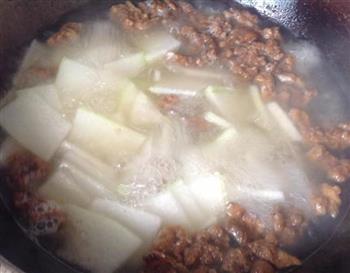 冬瓜酥肉汤的做法步骤2