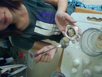 紫薯花生糯米糍的做法步骤6