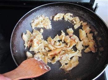 鸡蛋瓠子猪肚菇的做法步骤3
