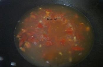 蕃瓜鱼头汤的做法步骤2