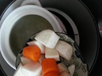 排骨菌菇汤的做法步骤4