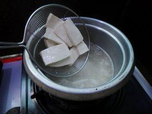石斛花豆腐汤的做法步骤5