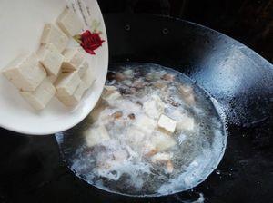 三鲜豆腐汤的做法步骤5