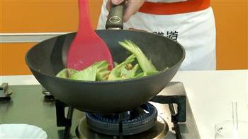 生炒水东芥菜的做法步骤3