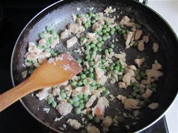 鸡肉泡菜炒饭的做法步骤4