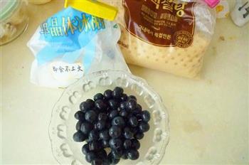 蓝莓酱的做法步骤1