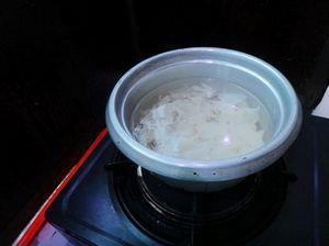 银耳薏米红薯糖水的做法步骤2