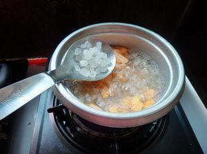 银耳薏米红薯糖水的做法图解5