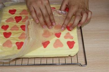 彩绘爱心蛋糕卷的做法步骤36