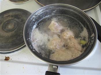 小土豆烧鸡腿的做法步骤3