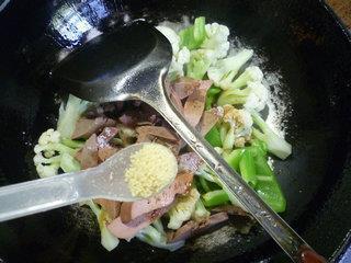 青椒鹅肝花菜的做法步骤12