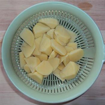 拔丝土豆的做法步骤4