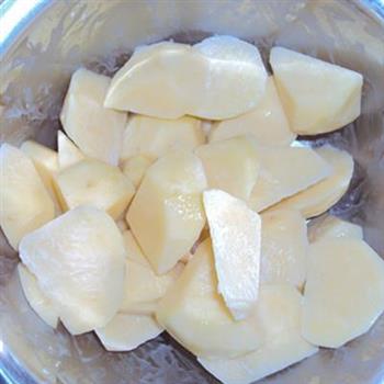 拔丝土豆的做法步骤7