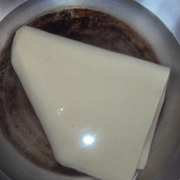 豆腐皮蔬菜卷的做法步骤2