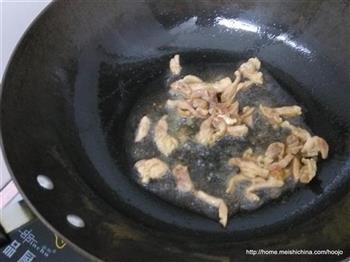 韭菜花香干炒肉的做法步骤2