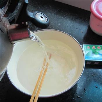 剁椒凉粉的做法步骤3