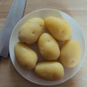 孜然小土豆的做法步骤3