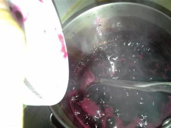 蓝莓酱的做法步骤7