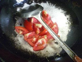 番茄炒鸡蛋盖浇螺丝面的做法步骤9