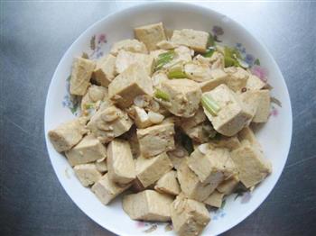 葱烧豆腐的做法步骤8
