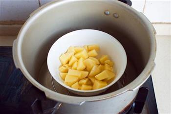 锅巴土豆的做法步骤2