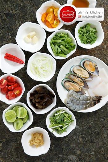 泰式海鲜沙拉的做法图解1