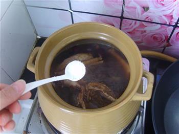 鲜灵芝煲鸡汤的做法步骤9