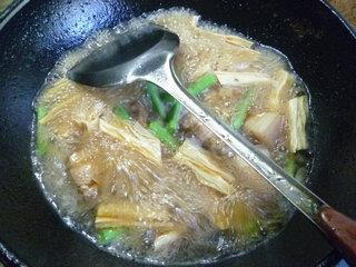 梅豆腐竹烧五花肉的做法步骤14