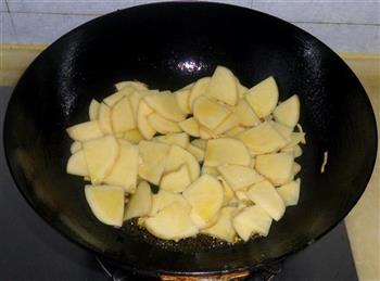 干煸尖椒土豆片的做法步骤3