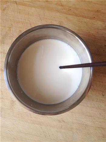 芒果粒酸奶的做法步骤4