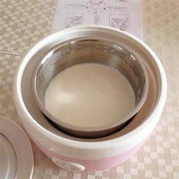 芒果粒酸奶的做法步骤6