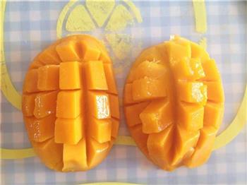 芒果粒酸奶的做法图解8