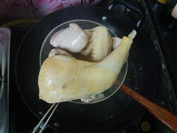 茶树菇煲鸡的做法图解5