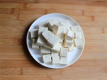 蚝汁脆皮豆腐的做法步骤1