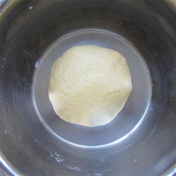 金牛角面包的做法步骤4