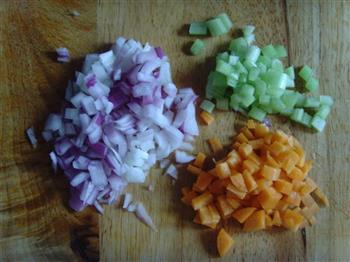 南瓜蔬菜浓汤的做法图解3